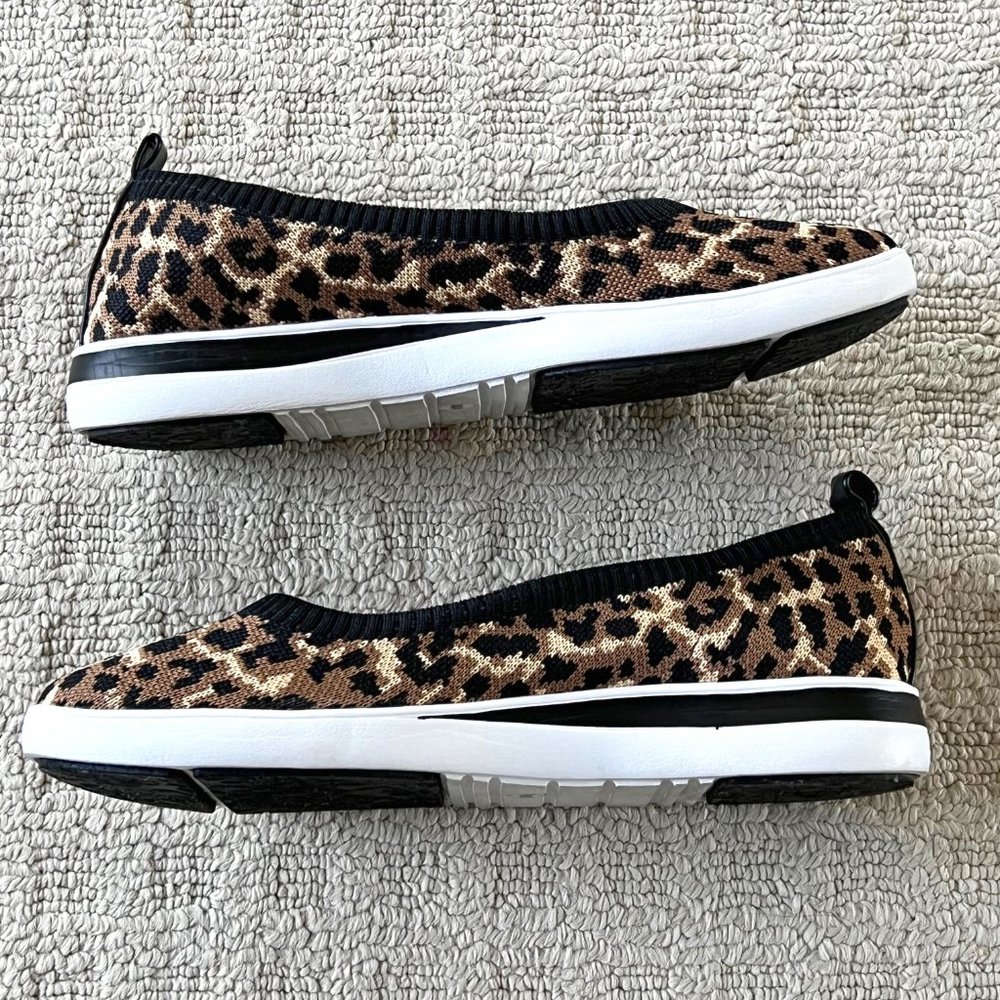 Aubrey Lynn Women's Amelina Slip-On Sneaker - Size 9 - Picture 1 of 5